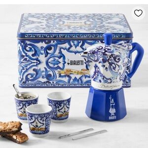Bialetti- Dolce & Gabbana 6 cup Moka pot gift set